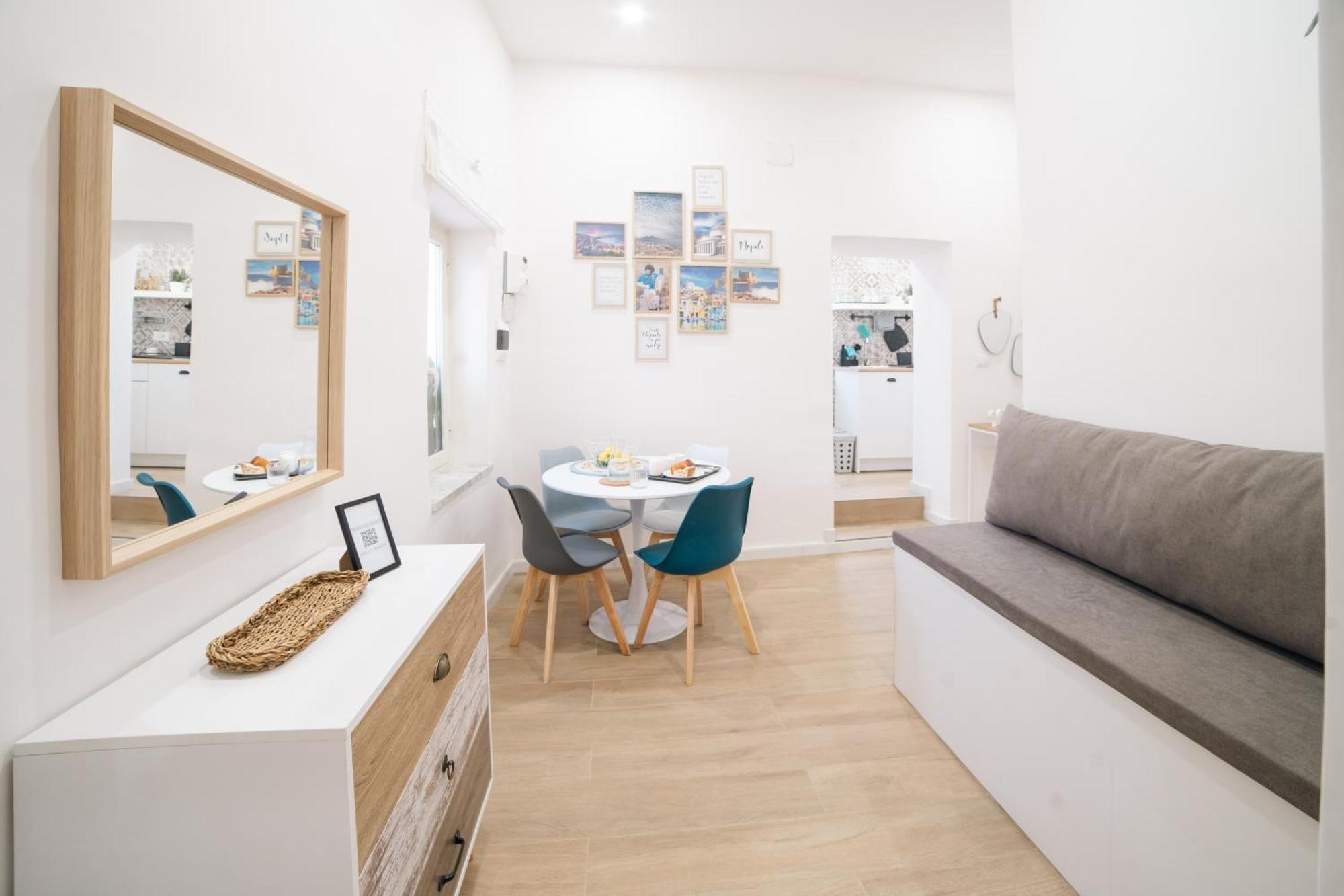 A' Finestrella A Materdei Appartement